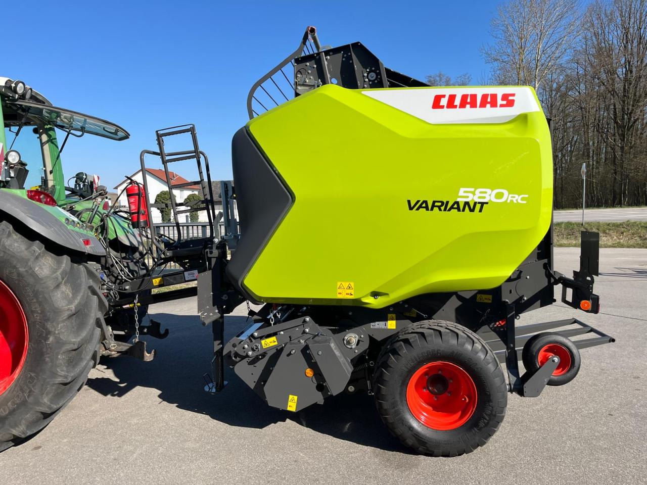 CLAAS Variant 580 RC PRO, neuwertige Rundballenpresse, Baujahr 2023, erst 39 Betriebsstunden !!! - Round baler: picture 1 CLAAS Variant 580 RC PRO, neuwertige Rundballenpresse, Baujahr 2023, erst 39 Betriebsstunden !!! - Round baler: picture 1