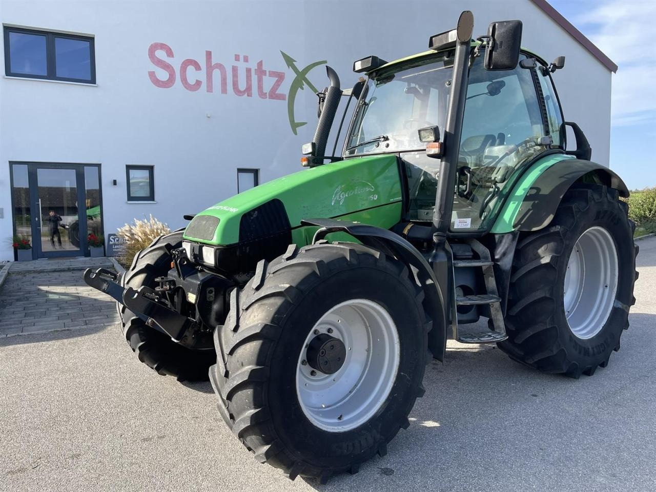 Deutz-Fahr Agrotron 150, 150 PS - Farm tractor: picture 1 Deutz-Fahr Agrotron 150, 150 PS - Farm tractor: picture 1