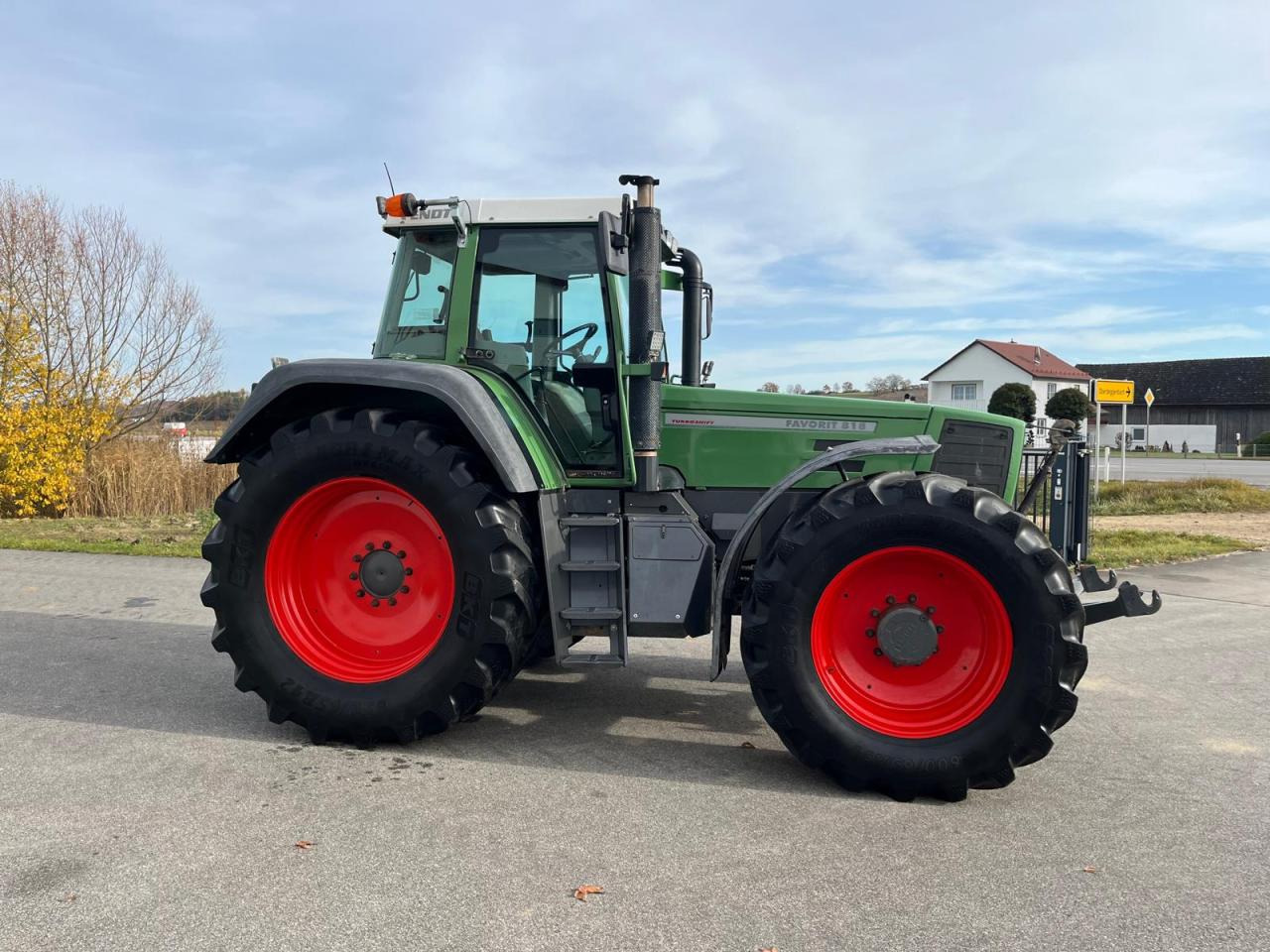 Fendt Favorit 818 Turboshift - Farm tractor: picture 5 Fendt Favorit 818 Turboshift - Farm tractor: picture 5