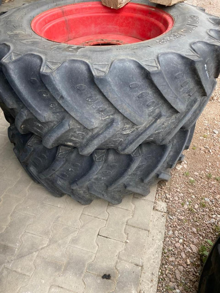 Fendt Komplettrad 420/70 R28 und 520/70 R38 - Farm tractor: picture 2 Fendt Komplettrad 420/70 R28 und 520/70 R38 - Farm tractor: picture 2
