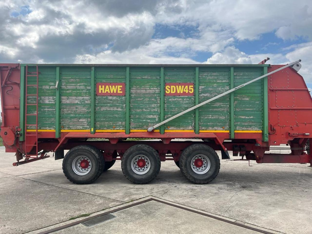 HAWE Tridem SDW 45T mit Heckentleerung - Farm tipping trailer/ Dumper: picture 2 HAWE Tridem SDW 45T mit Heckentleerung - Farm tipping trailer/ Dumper: picture 2