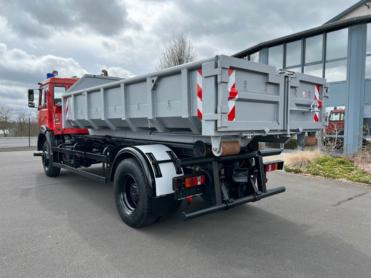 Iveco Magirus Turbo 160-30 AH - Oldtimer- V 8 - Motor Iveco Magirus Turbo 160-30 AH - Oldtimer- V 8 - Motor - Hook lift truck: picture 5 Iveco Magirus Turbo 160-30 AH - Oldtimer- V 8 - Motor Iveco Magirus Turbo 160-30 AH - Oldtimer- V 8 - Motor - Hook lift truck: picture 5