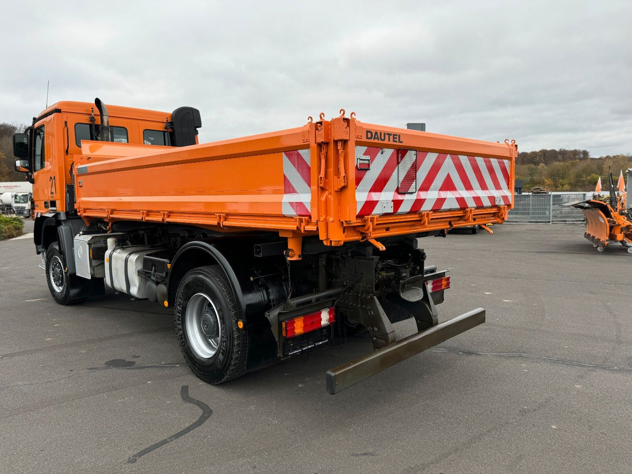 Mercedes-Benz Actros 2036 4x4 Meiler Kipper Winterdienst Euro5 Mercedes-Benz Actros 2036 4x4 Meiller Kipper Winterdienst E 5 - Tipper: picture 2 Mercedes-Benz Actros 2036 4x4 Meiler Kipper Winterdienst Euro5 Mercedes-Benz Actros 2036 4x4 Meiller Kipper Winterdienst E 5 - Tipper: picture 2
