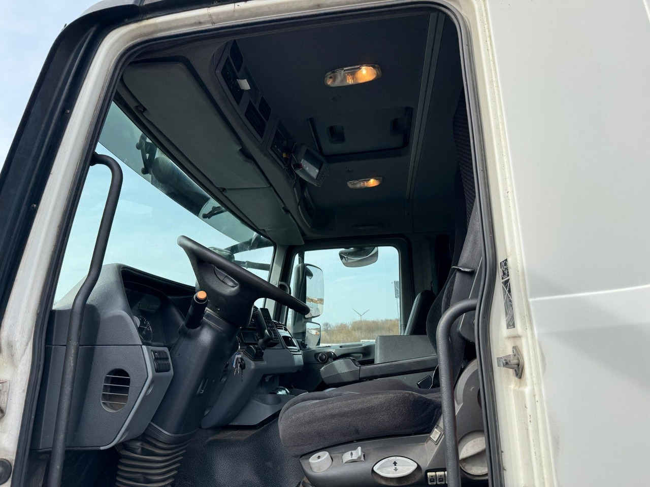 Mercedes-Benz Actros 2536 6x2 Fahrgestell - Cab chassis truck: picture 4 Mercedes-Benz Actros 2536 6x2 Fahrgestell - Cab chassis truck: picture 4