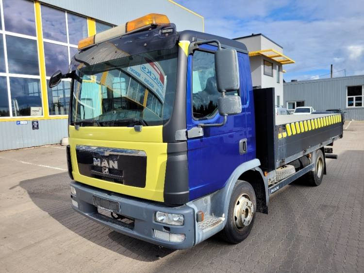 MAN TGL 8.150 10.2011 EURO5 141520km ONLY  - Dropside/ Flatbed truck: picture 3 MAN TGL 8.150 10.2011 EURO5 141520km ONLY  - Dropside/ Flatbed truck: picture 3