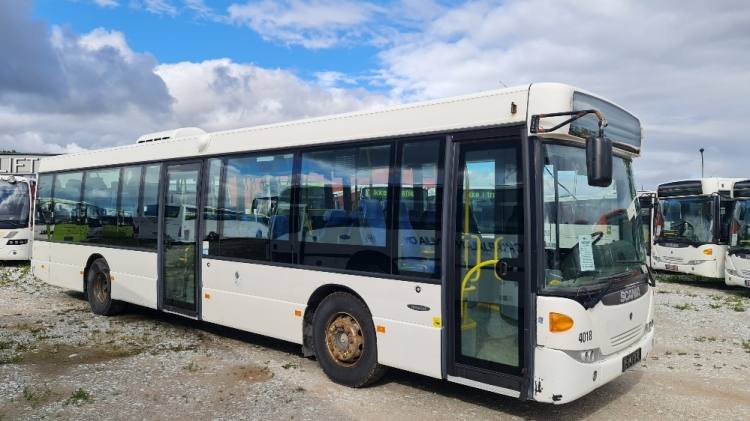 SCANIA OMNILINK K230UB 4X2 LB, 12.2009, EURO 5, RAMP, 39 seats, 12m; 3 UNITS - Suburban bus: picture 3 SCANIA OMNILINK K230UB 4X2 LB, 12.2009, EURO 5, RAMP, 39 seats, 12m; 3 UNITS - Suburban bus: picture 3