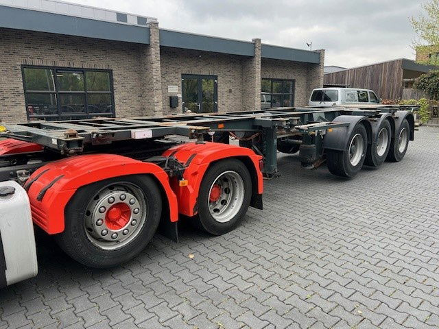 Pacton 3142 C-32 - Container transporter/ Swap body semi-trailer: picture 2 Pacton 3142 C-32 - Container transporter/ Swap body semi-trailer: picture 2