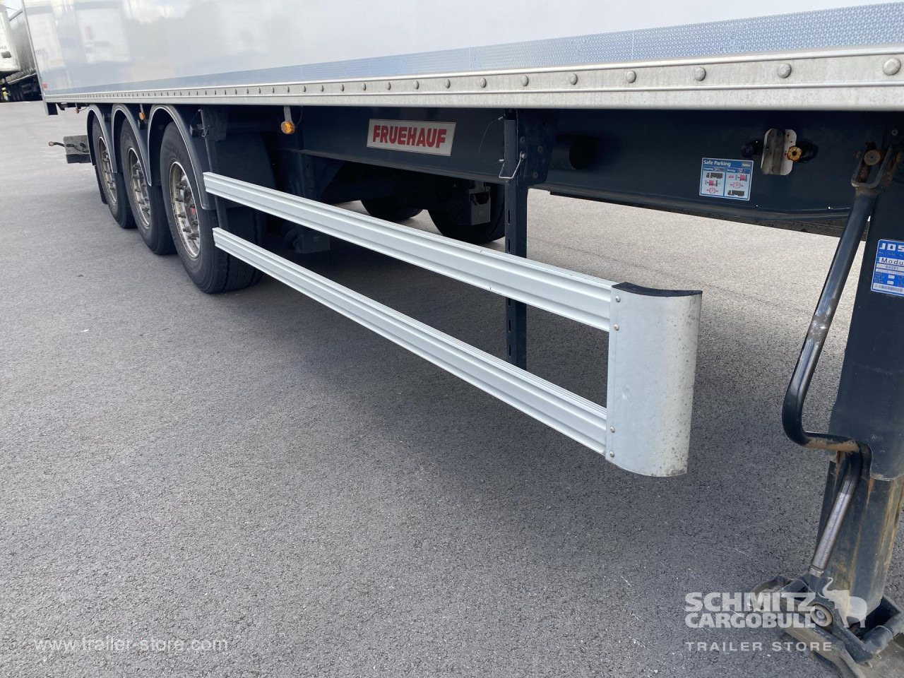 FRUEHAUF Dryfreight Standard - Closed box semi-trailer: picture 4 FRUEHAUF Dryfreight Standard - Closed box semi-trailer: picture 4