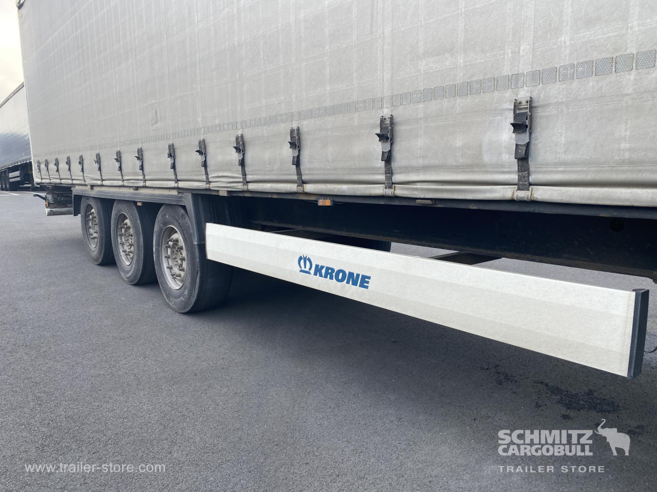KRONE Curtainsider Standard - Curtainsider semi-trailer: picture 2 KRONE Curtainsider Standard - Curtainsider semi-trailer: picture 2
