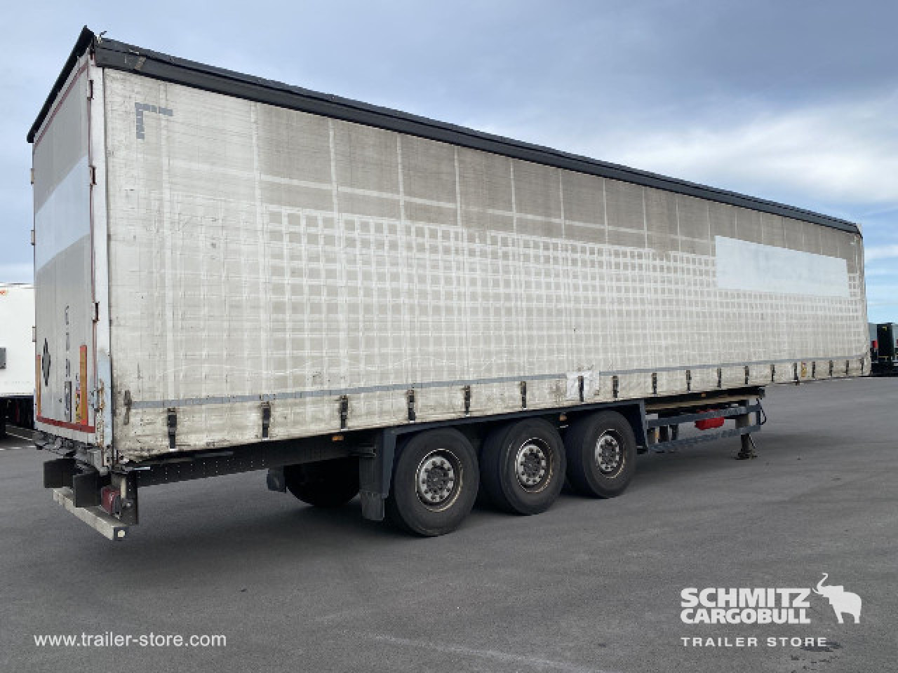 SCHMITZ Curtainsider Standard - Curtainsider semi-trailer: picture 4 SCHMITZ Curtainsider Standard - Curtainsider semi-trailer: picture 4