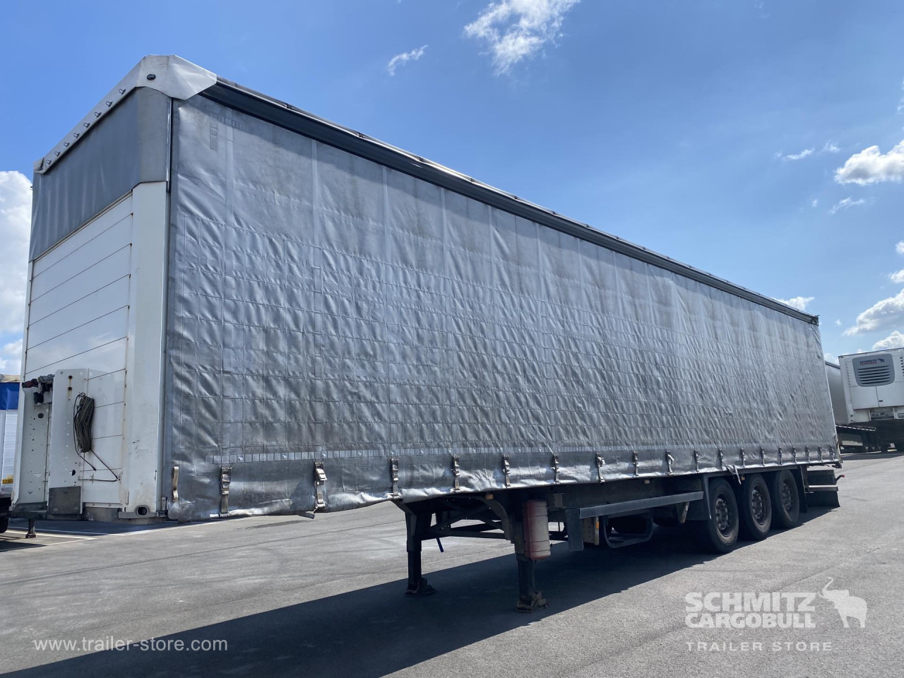 SCHMITZ Curtainsider Standard - Curtainsider semi-trailer: picture 4 SCHMITZ Curtainsider Standard - Curtainsider semi-trailer: picture 4
