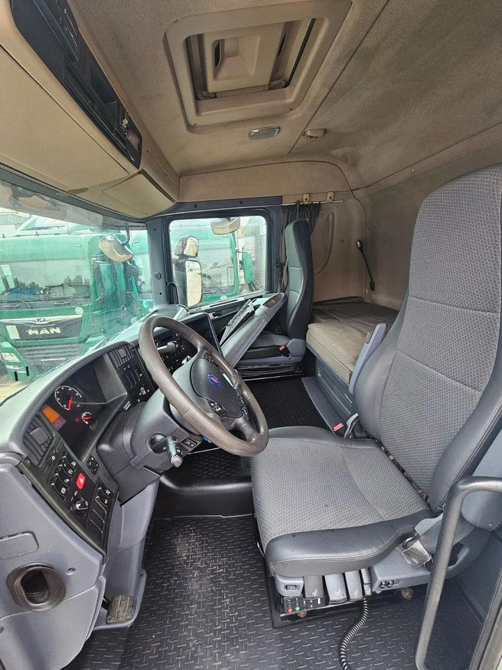 Box truck Scania R480 BOX Tail Lift Euro5: picture 12