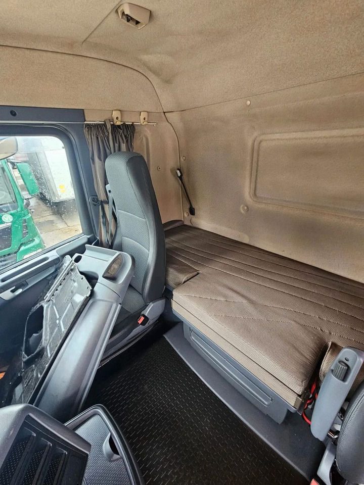 Box truck Scania R480 BOX Tail Lift Euro5: picture 14