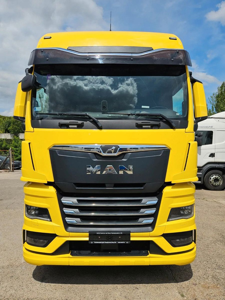 MAN TGX 18.520 XXL Standard Yellow Full Spoiler Big - Tractor unit: picture 5 MAN TGX 18.520 XXL Standard Yellow Full Spoiler Big - Tractor unit: picture 5
