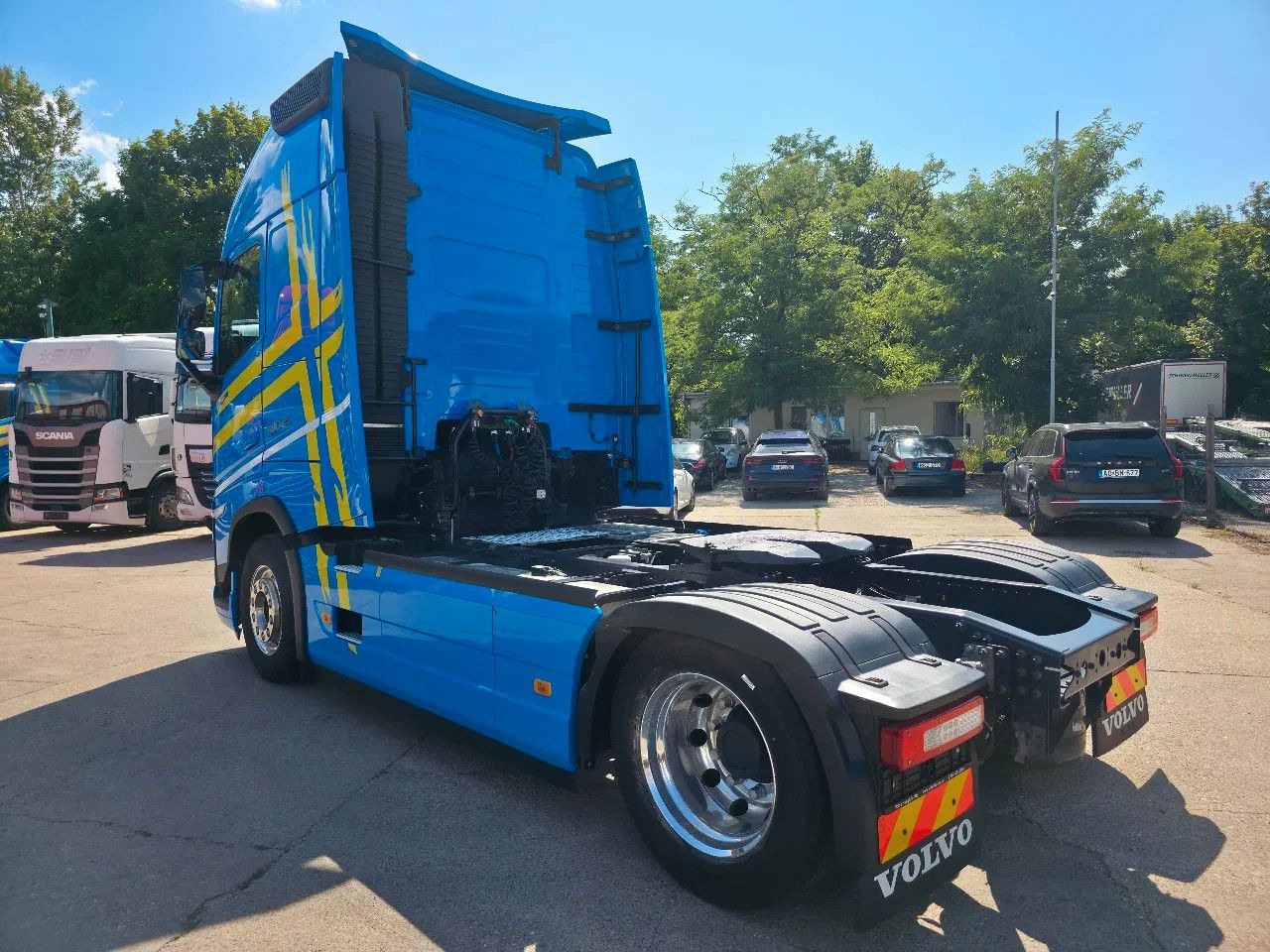 Volvo FH 500 Standard, I-Save, I-Park, Alloy w. 7 unit - Tractor unit: picture 4 Volvo FH 500 Standard, I-Save, I-Park, Alloy w. 7 unit - Tractor unit: picture 4