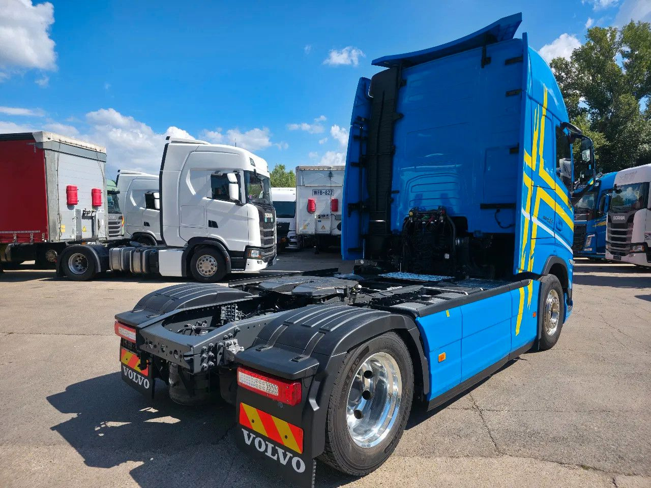 Volvo FH 500 Standard, I-Save, I-Park, Alloy w. 7 unit - Tractor unit: picture 3 Volvo FH 500 Standard, I-Save, I-Park, Alloy w. 7 unit - Tractor unit: picture 3