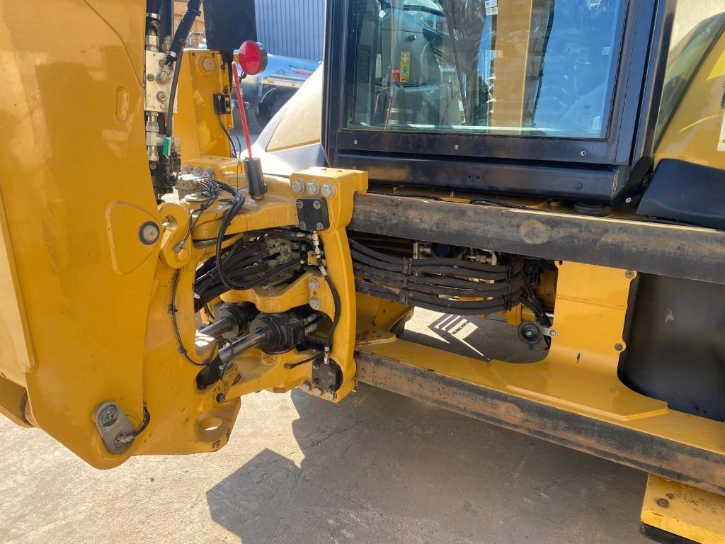 Backhoe loader CAT 444 4x4: picture 11