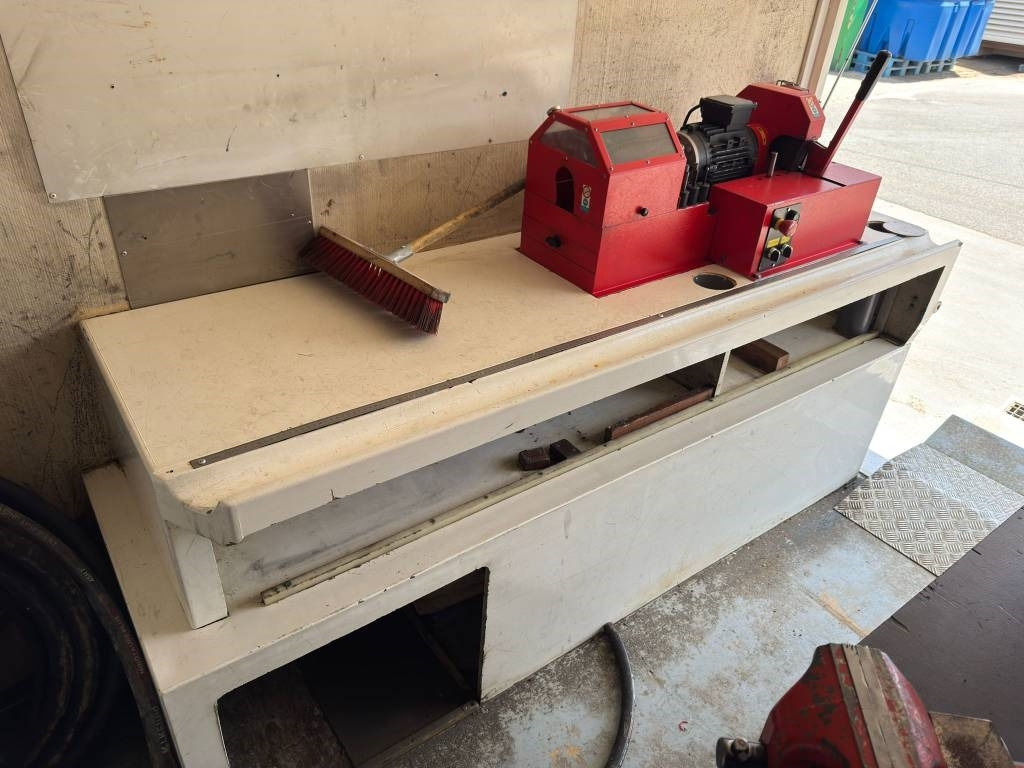 Mercedes-Benz Sprinter 2.2 Ambulance - Construction machinery: picture 3 Mercedes-Benz Sprinter 2.2 Ambulance - Construction machinery: picture 3