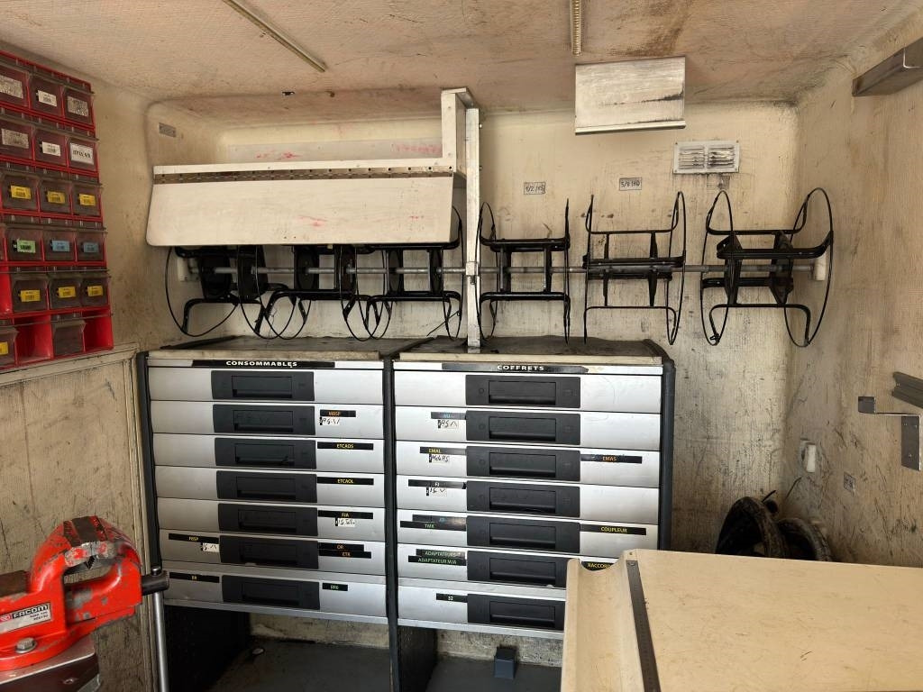 Mercedes-Benz Sprinter 2.2 Ambulance - Construction machinery: picture 2 Mercedes-Benz Sprinter 2.2 Ambulance - Construction machinery: picture 2