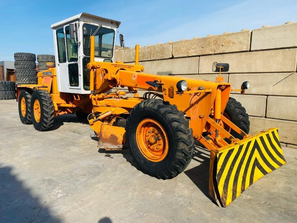 John Deere 570 A - Grader: picture 4 John Deere 570 A - Grader: picture 4