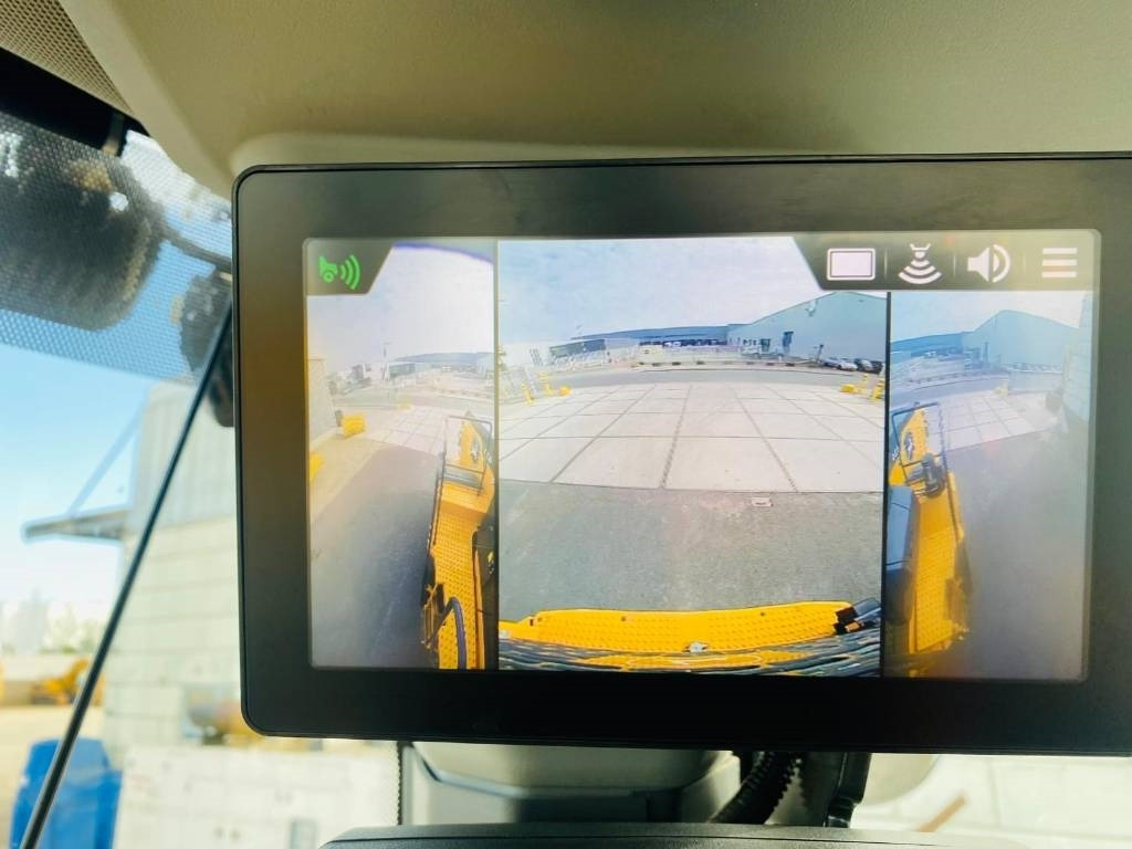 Wheel loader John Deere 824p: picture 14 Wheel loader John Deere 824p: picture 14