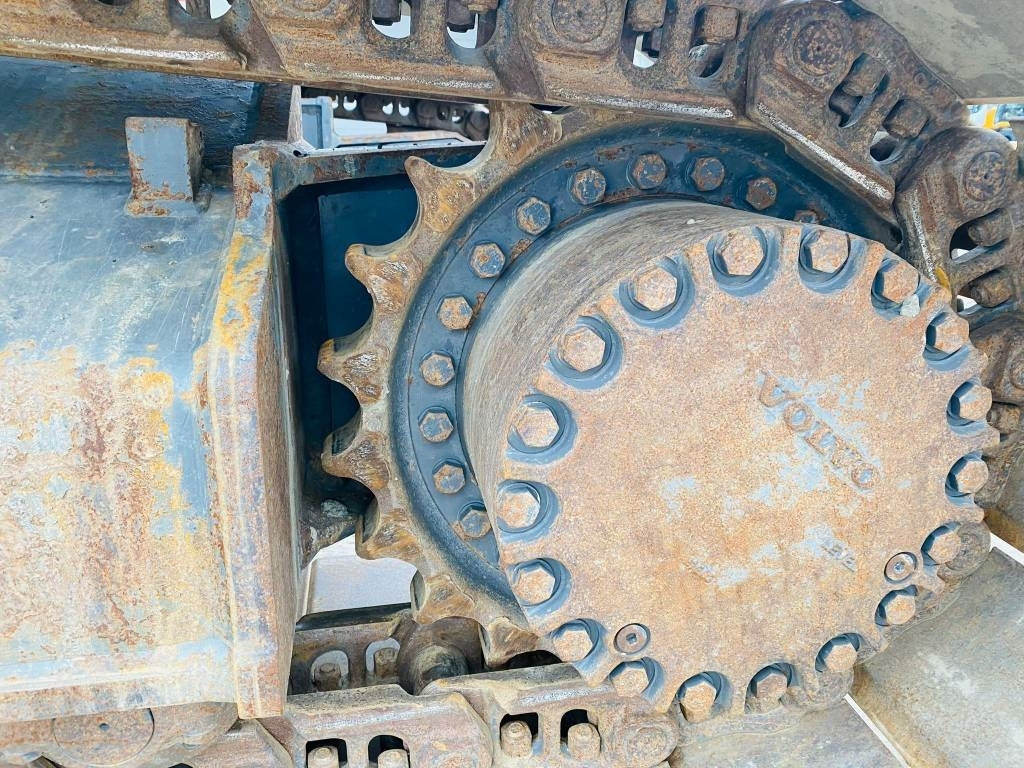 Crawler excavator Volvo ec350el: picture 13