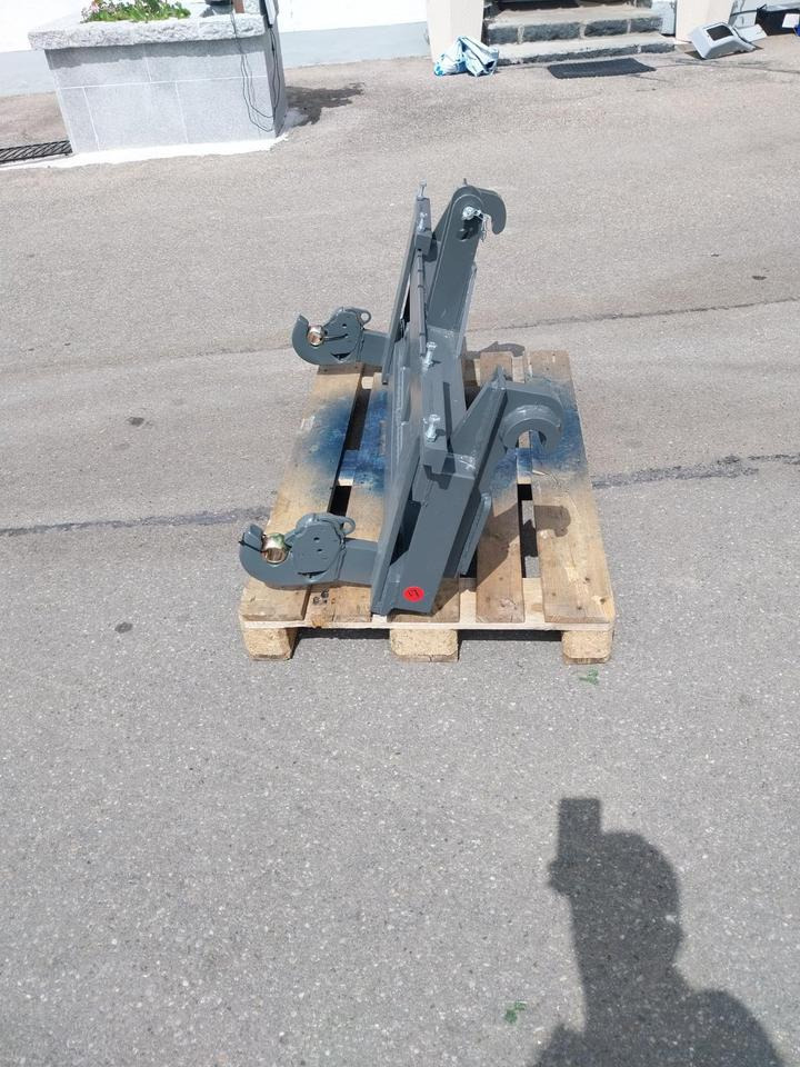 Adapter Merlo Teleskoplader auf 3 Punkt Kat II Palettengabel - Quick coupler for Telescopic handler: picture 3 Adapter Merlo Teleskoplader auf 3 Punkt Kat II Palettengabel - Quick coupler for Telescopic handler: picture 3