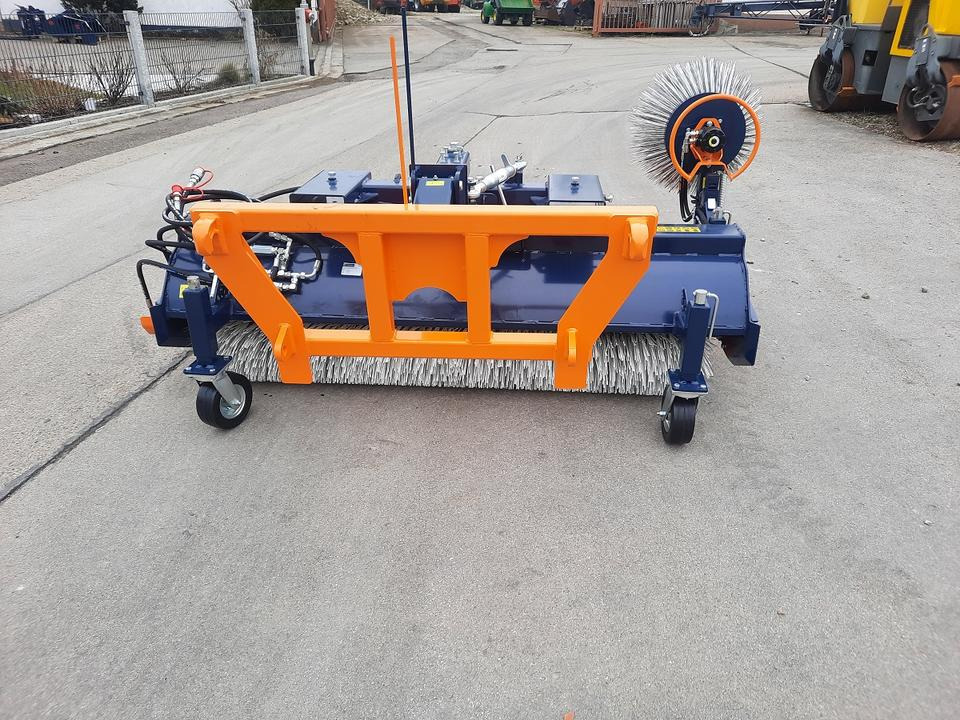 Broom Kehrmaschine Kramer 1,2, 1,5, 1,8 2,3 2,8m Euro Radlader Hoflader: picture 11 Broom Kehrmaschine Kramer 1,2, 1,5, 1,8 2,3 2,8m Euro Radlader Hoflader: picture 11