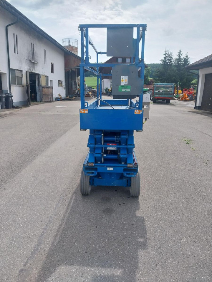 Skyjack 3226 Elektro Scherenarbeitsbühne - Truck mounted aerial platform: picture 5 Skyjack 3226 Elektro Scherenarbeitsbühne - Truck mounted aerial platform: picture 5