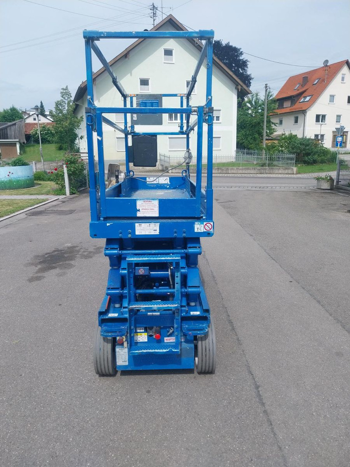 Skyjack 3226 Elektro Scherenarbeitsbühne - Truck mounted aerial platform: picture 3 Skyjack 3226 Elektro Scherenarbeitsbühne - Truck mounted aerial platform: picture 3