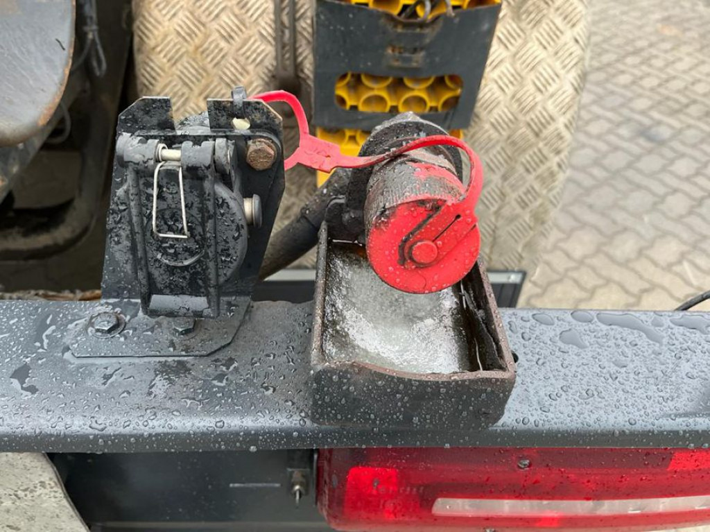 Leasing of MAN MAN TG-S Abrollkipper 26.460 6x2-2 BL Meiller, Funk MAN MAN TG-S Abrollkipper 26.460 6x2-2 BL Meiller, Funk: picture 19