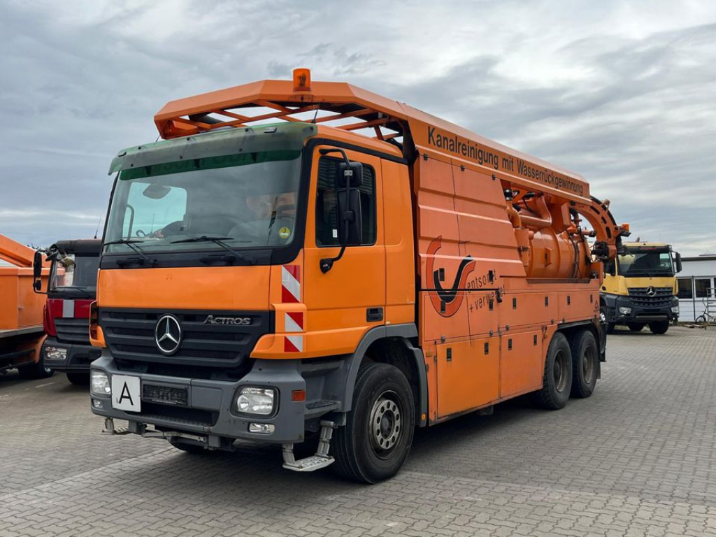 MERCEDES-BENZ Actros 2644 L 6x4 Saug + Spülwagen Kombi Saug+Spül super Zustand - Vacuum truck: picture 1 MERCEDES-BENZ Actros 2644 L 6x4 Saug + Spülwagen Kombi Saug+Spül super Zustand - Vacuum truck: picture 1