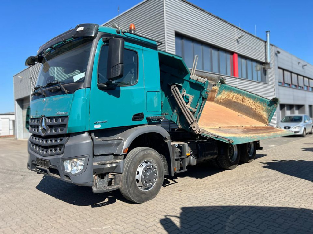 MERCEDES-BENZ Arocs 2636 6x6 HAD 3-Achs Allradkipper Meiller - Tipper: picture 1 MERCEDES-BENZ Arocs 2636 6x6 HAD 3-Achs Allradkipper Meiller - Tipper: picture 1