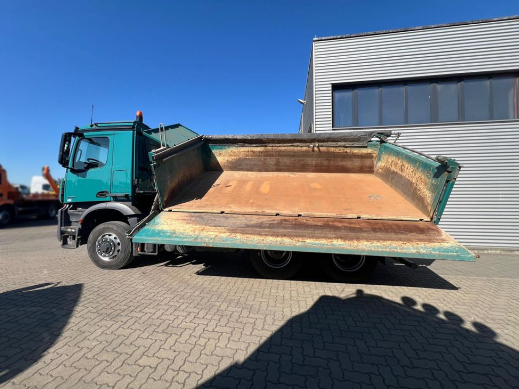 MERCEDES-BENZ Arocs 2636 6x6 HAD 3-Achs Allradkipper Meiller - Tipper: picture 5 MERCEDES-BENZ Arocs 2636 6x6 HAD 3-Achs Allradkipper Meiller - Tipper: picture 5