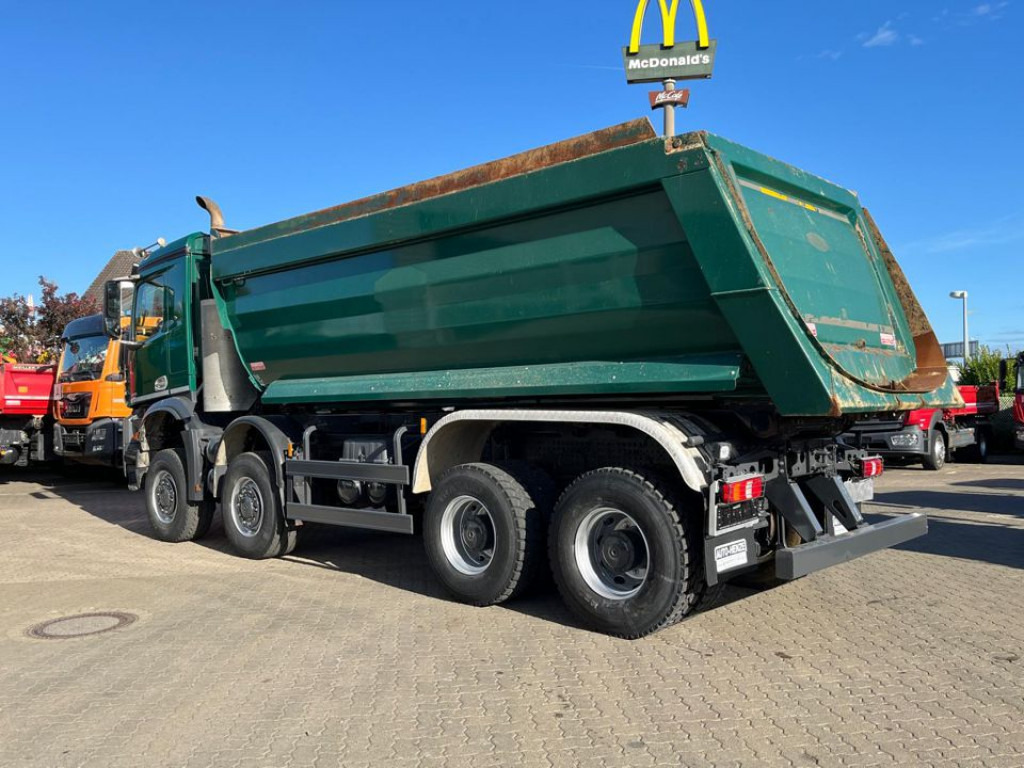 Tipper MERCEDES-BENZ Arocs 4145 8x8 4 Achs Muldenkipper Meiller: picture 9