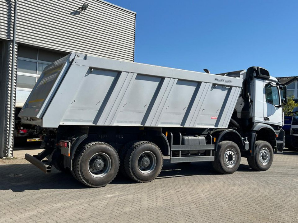 MERCEDES-BENZ Arocs 4153 8x6 4 Achs Muldenkipper Meiller - Tipper: picture 5 MERCEDES-BENZ Arocs 4153 8x6 4 Achs Muldenkipper Meiller - Tipper: picture 5