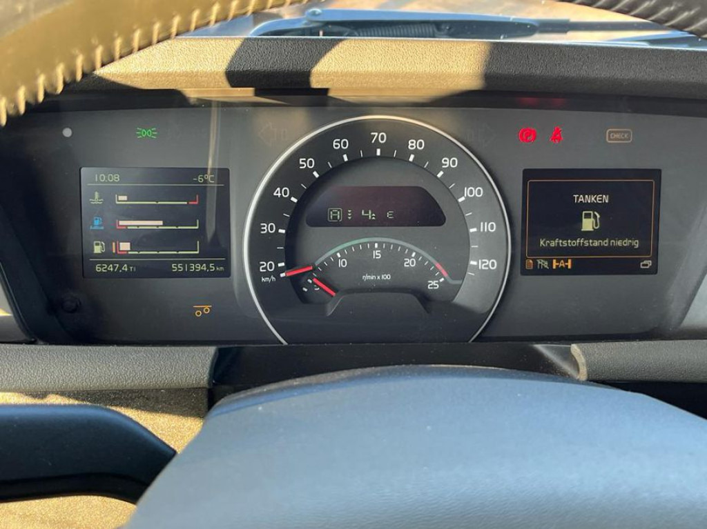 Leasing of VOLVO (S) Truck FH 500 6x2 Abrollkipper Funkfernbedienung VOLVO (S) Truck FH 500 6x2 Abrollkipper Funkfernbedienung: picture 11