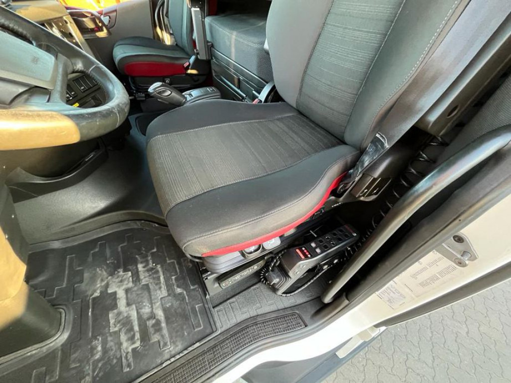 VOLVO (S) Truck FH 500 6x2 Abrollkipper Funkfernbedienung - Hook lift truck: picture 5 VOLVO (S) Truck FH 500 6x2 Abrollkipper Funkfernbedienung - Hook lift truck: picture 5