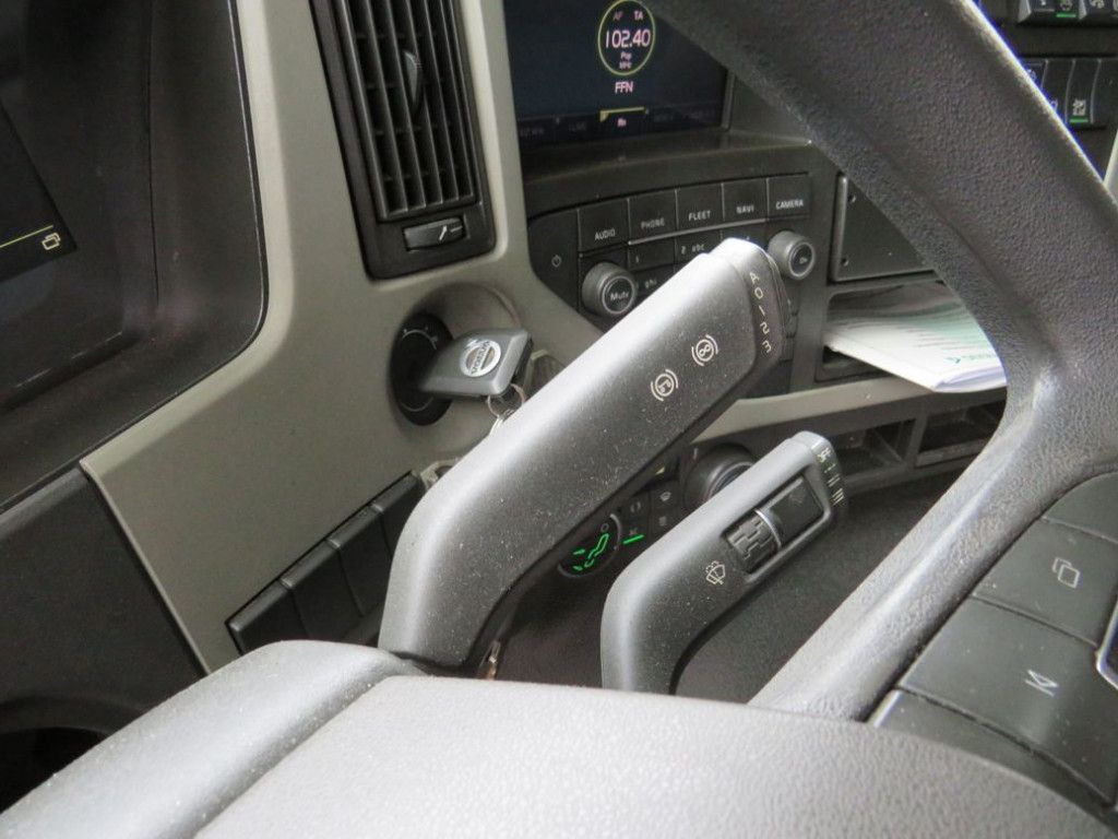 Leasing of Volvo FM 380 Pritsche LBW LBW 2to Tautli.+Edscha  Volvo FM 380 Pritsche LBW LBW 2to Tautli.+Edscha: picture 9