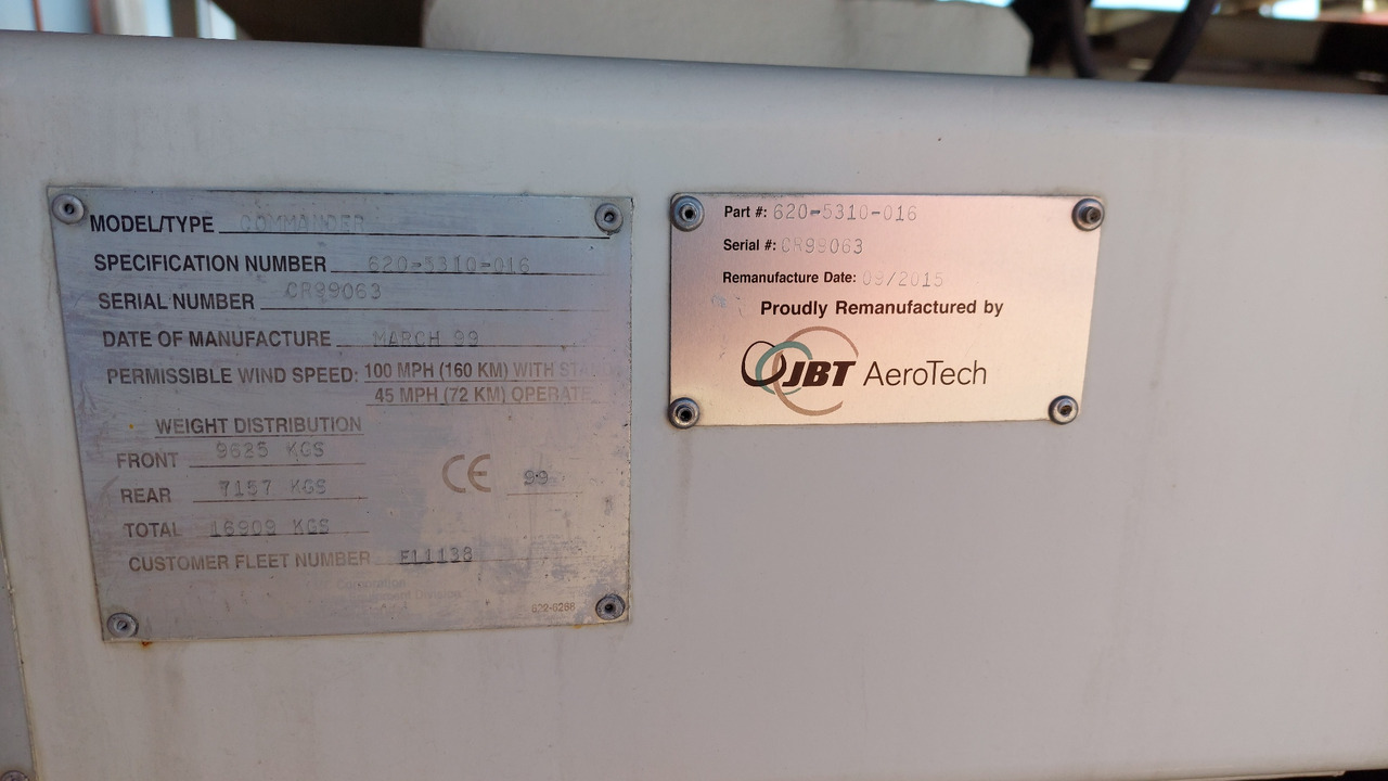 Lower deck loader FMC/JBT C15W - Aircraft cargo loader: picture 2 Lower deck loader FMC/JBT C15W - Aircraft cargo loader: picture 2