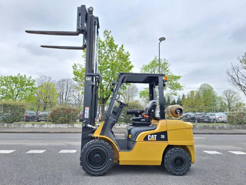 LPG forklift Caterpillar GP35 NTD: picture 8