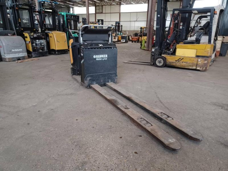 Caterpillar NO20NE - Order picker: picture 4 Caterpillar NO20NE - Order picker: picture 4