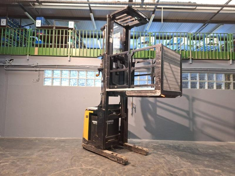 Caterpillar NOH10N - Order picker: picture 1 Caterpillar NOH10N - Order picker: picture 1