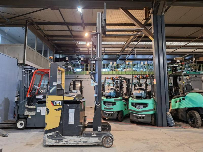 Reach truck Caterpillar NR20NH: picture 17 Reach truck Caterpillar NR20NH: picture 17