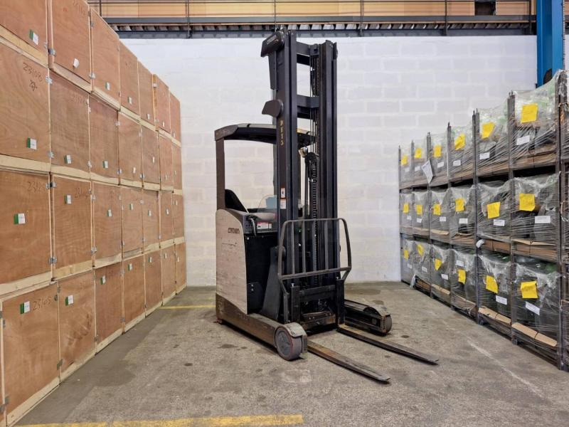 Crown ESR 5260-14 OPT 2 - Reach truck: picture 2 Crown ESR 5260-14 OPT 2 - Reach truck: picture 2
