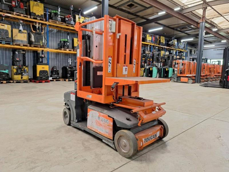 JLG Toucan Duo - Vertical mast lift: picture 4 JLG Toucan Duo - Vertical mast lift: picture 4
