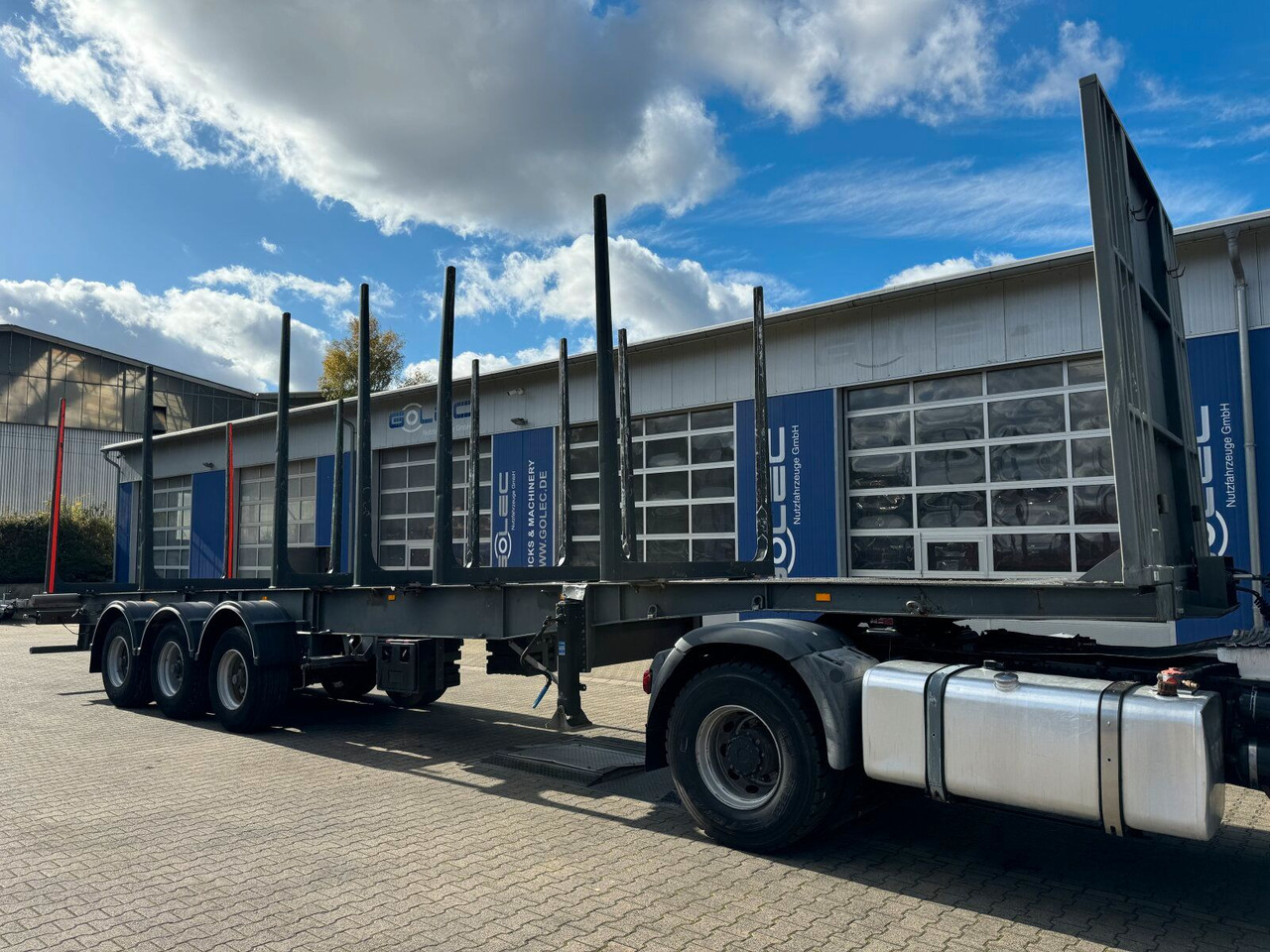 BLUMHARDT SAL.40.24 Holztransporter 3 Achse - Timber semi-trailer: picture 1 BLUMHARDT SAL.40.24 Holztransporter 3 Achse - Timber semi-trailer: picture 1