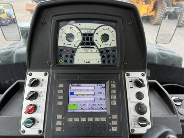 BOMAG BW 174 AP-4 AM Walze 12 Ton *Vibrator *Streuer - Roller: picture 3 BOMAG BW 174 AP-4 AM Walze 12 Ton *Vibrator *Streuer - Roller: picture 3