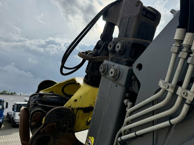 DAF XF 530 6x2 Holztransport Kran PENZ 15Z9.50 *Anh. - Timber truck, Crane truck: picture 4 DAF XF 530 6x2 Holztransport Kran PENZ 15Z9.50 *Anh. - Timber truck, Crane truck: picture 4