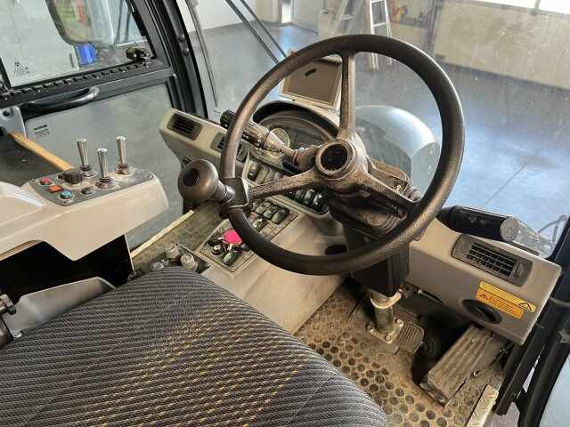 Hako Citymaster CM 2200 Kehrmaschine 2 m³ - Road sweeper: picture 4 Hako Citymaster CM 2200 Kehrmaschine 2 m³ - Road sweeper: picture 4